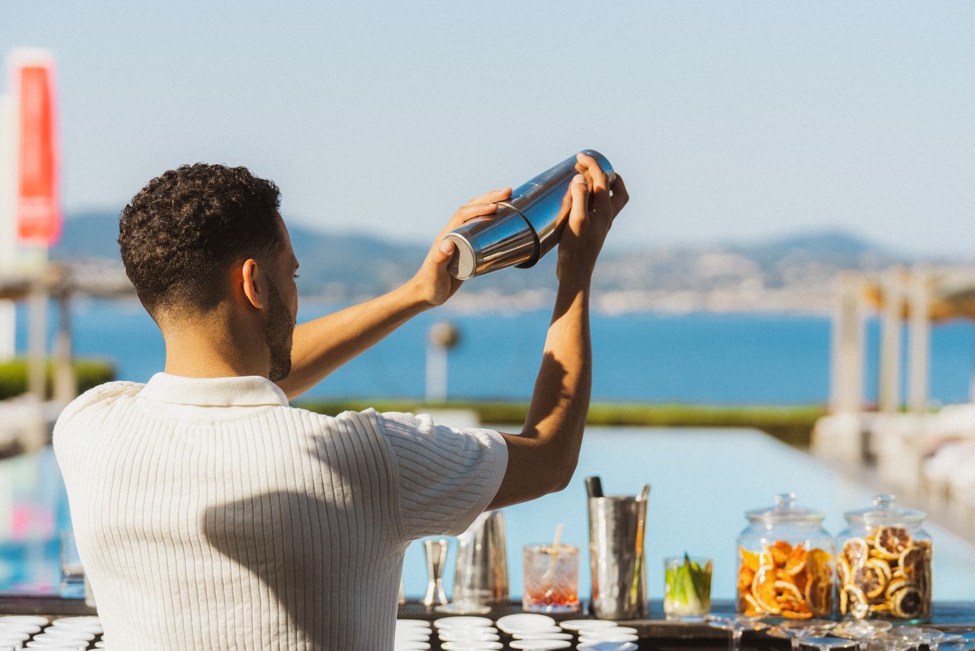 Kube-Hotel-St-Tropez-Bar-23