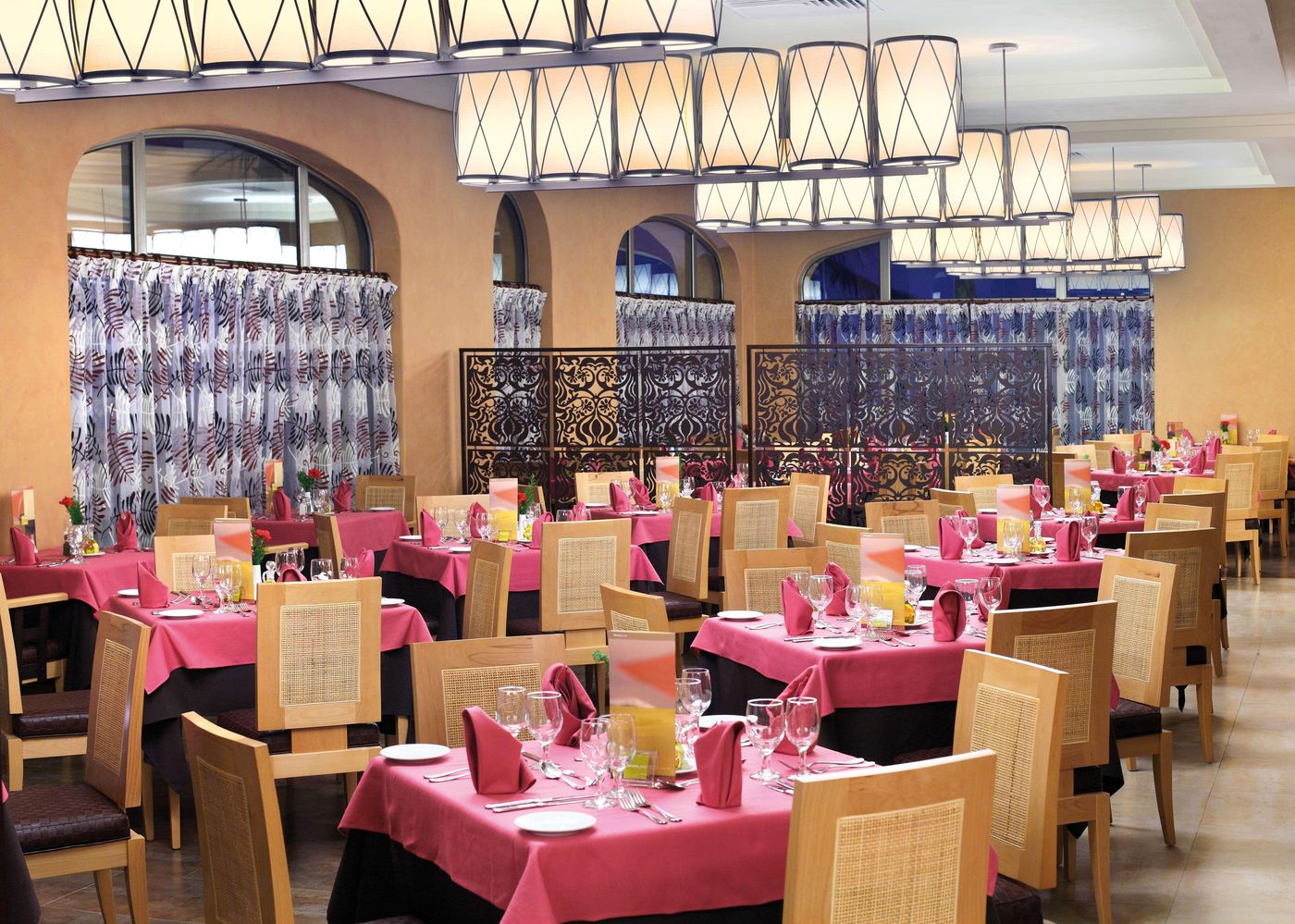 Barcelo-Maya-Palace-Restaurant-49