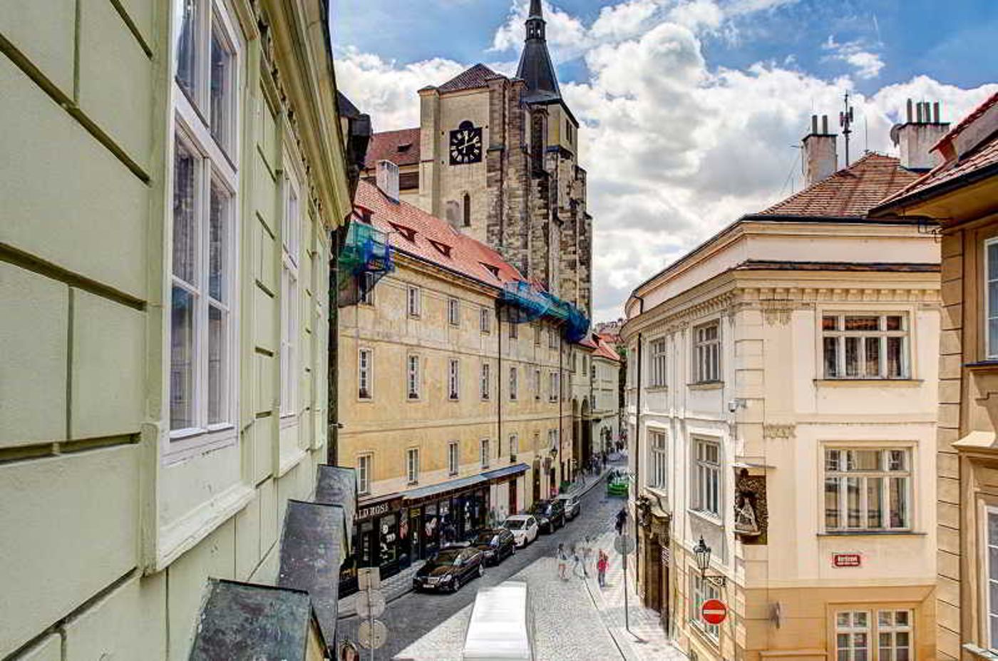 Six Continents-Czech Republic-PRAGUE-General view-1