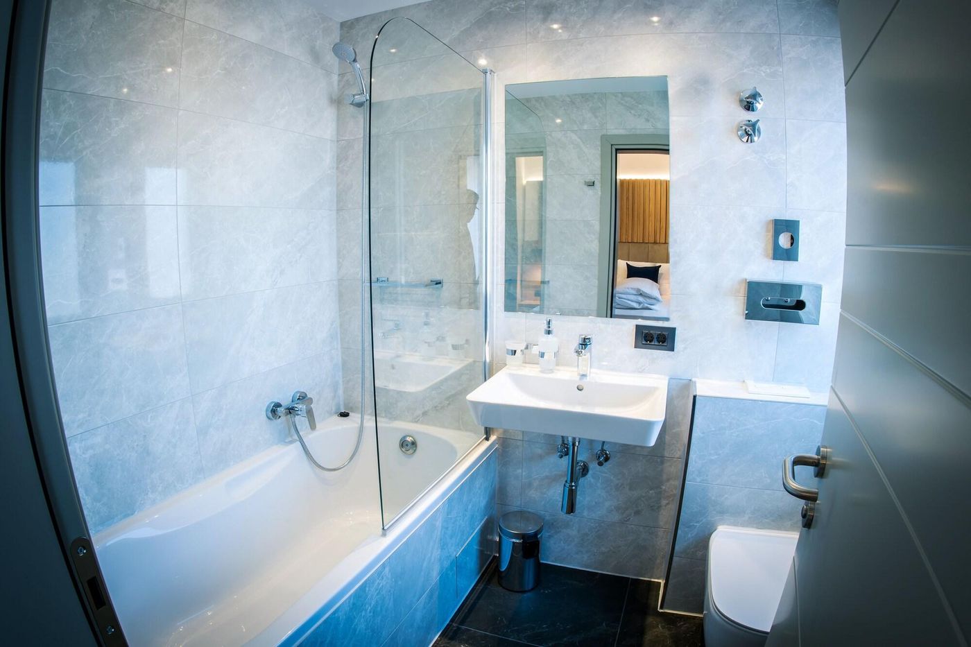 Wilder Mann-Germany-NUREMBURG -Room-9