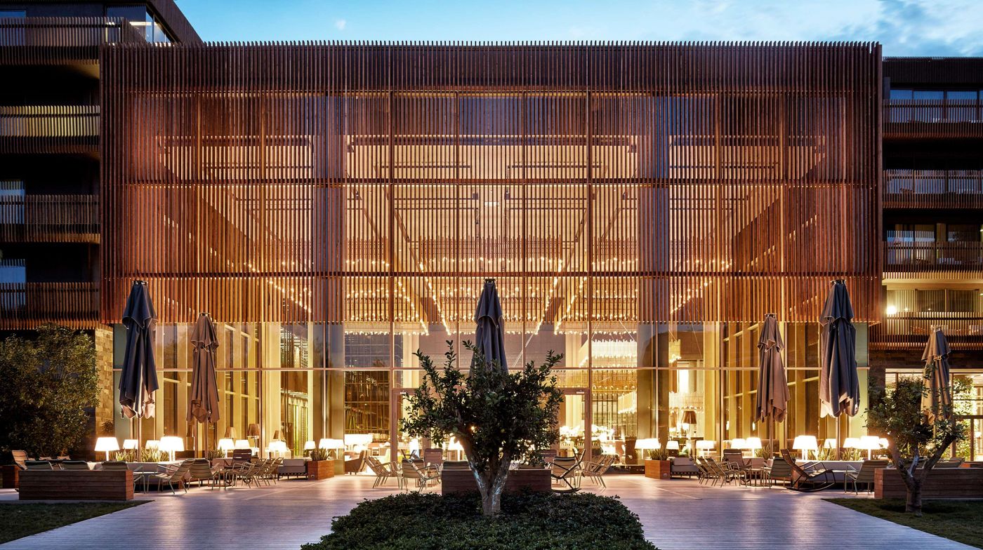 Maxx-Royal-Kemer-Resort-Lobby-17