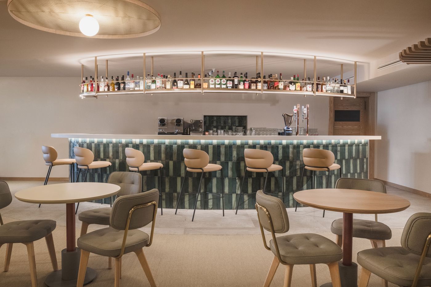 Plus Fariones Suite Hotel