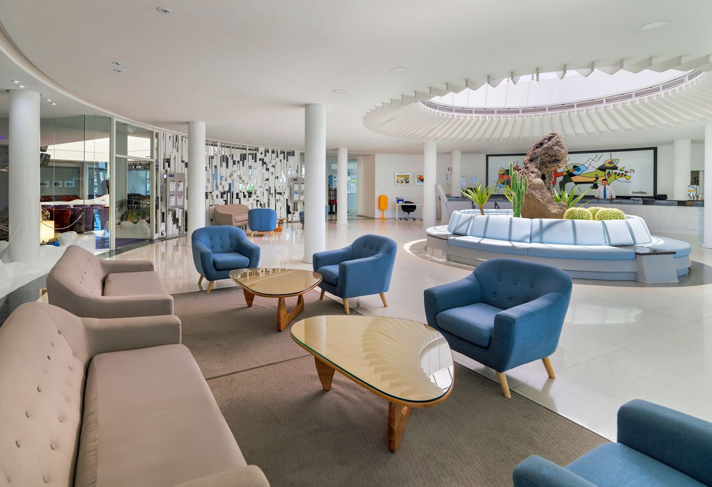 H10-Suites-Lanzarote-Gardens-Lobby-32