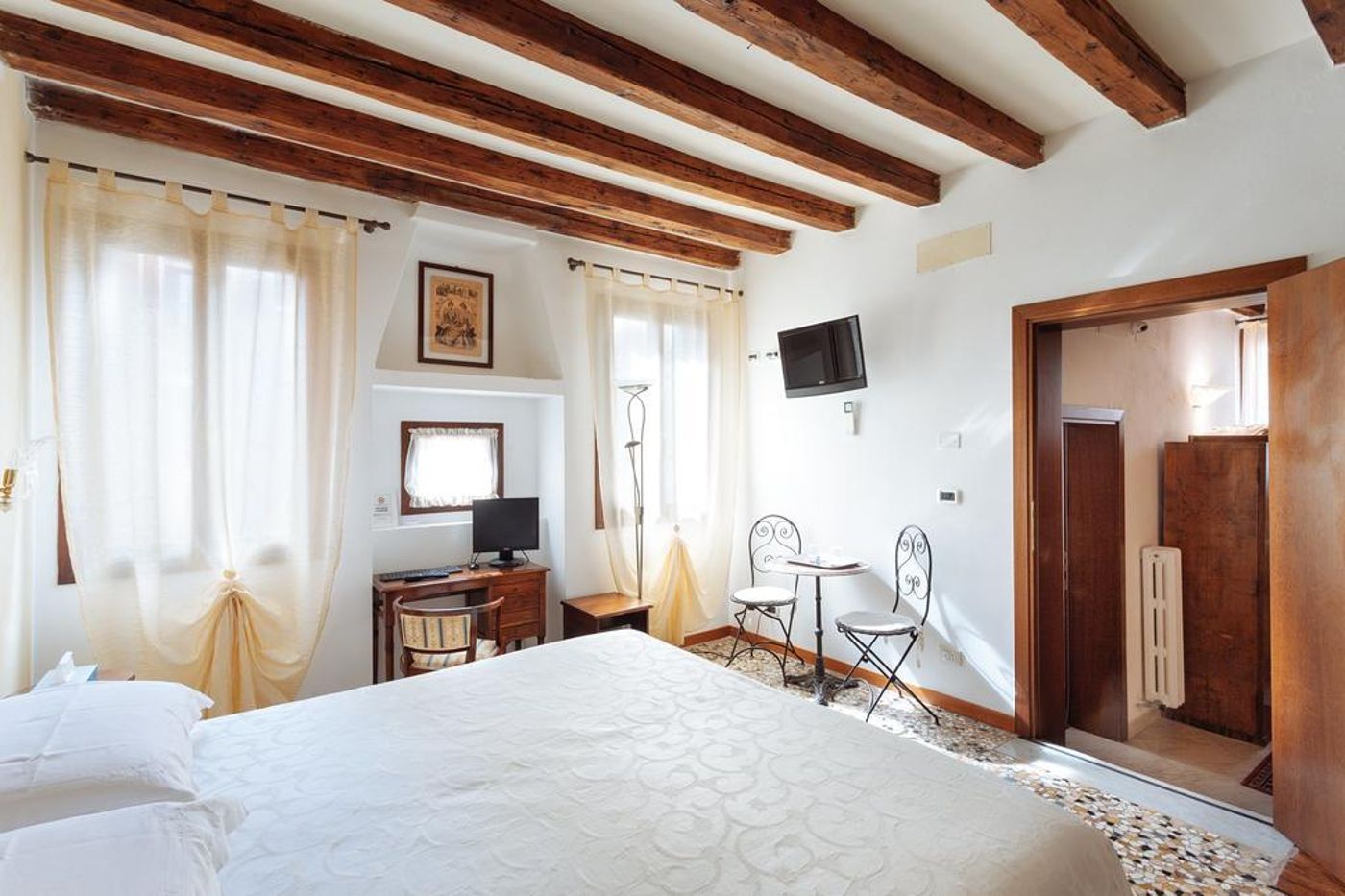 Locanda-Art-Deco-General-view-2