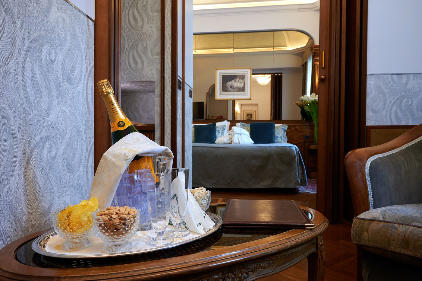 Farnese-Room-6