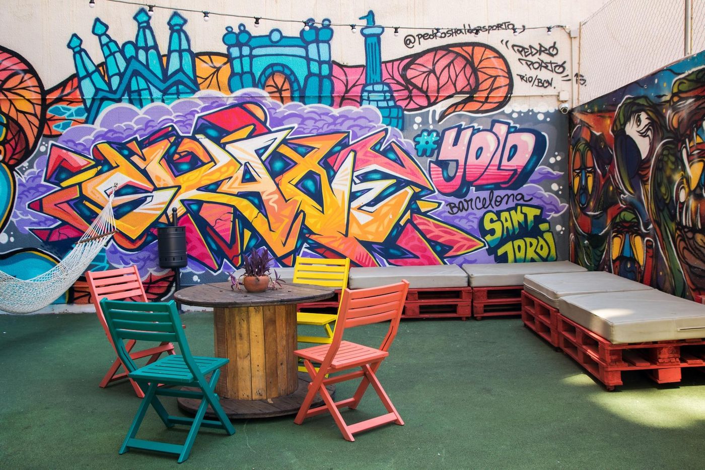 Sant Jordi Sagrada Familia Hostel-Spain-BARCELONA-General view-5