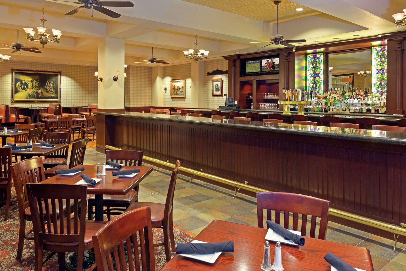 Hilton-Boston-Logan-Airport-Restaurant-41