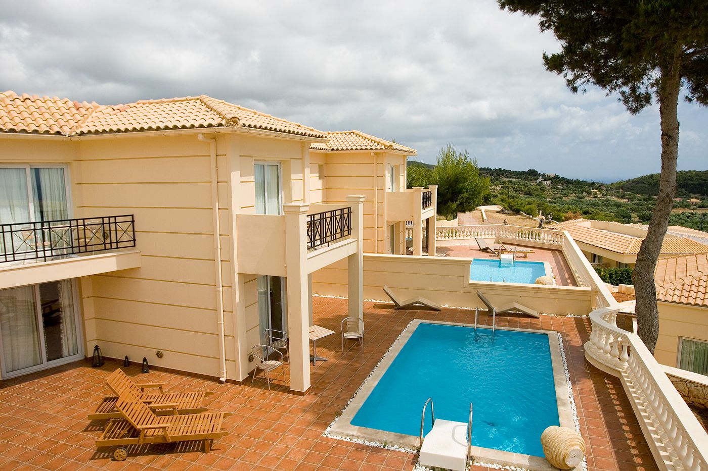 Mabely-Grand-hotel-Room-7