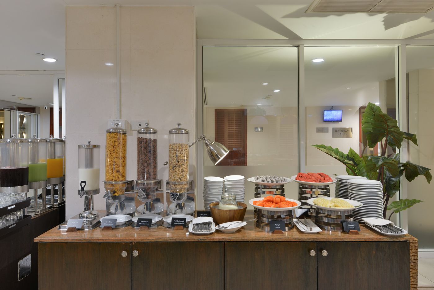 Centre-Point-Sukhumvit-Thong-Lo-Restaurant-47