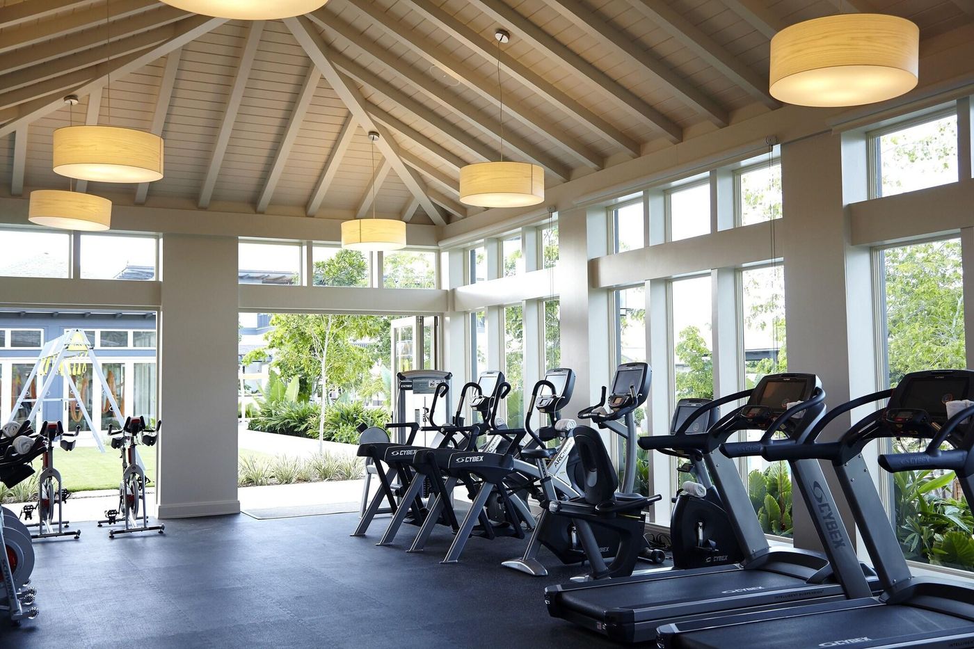 The-Island-House-Sports-and-Entertainment-29