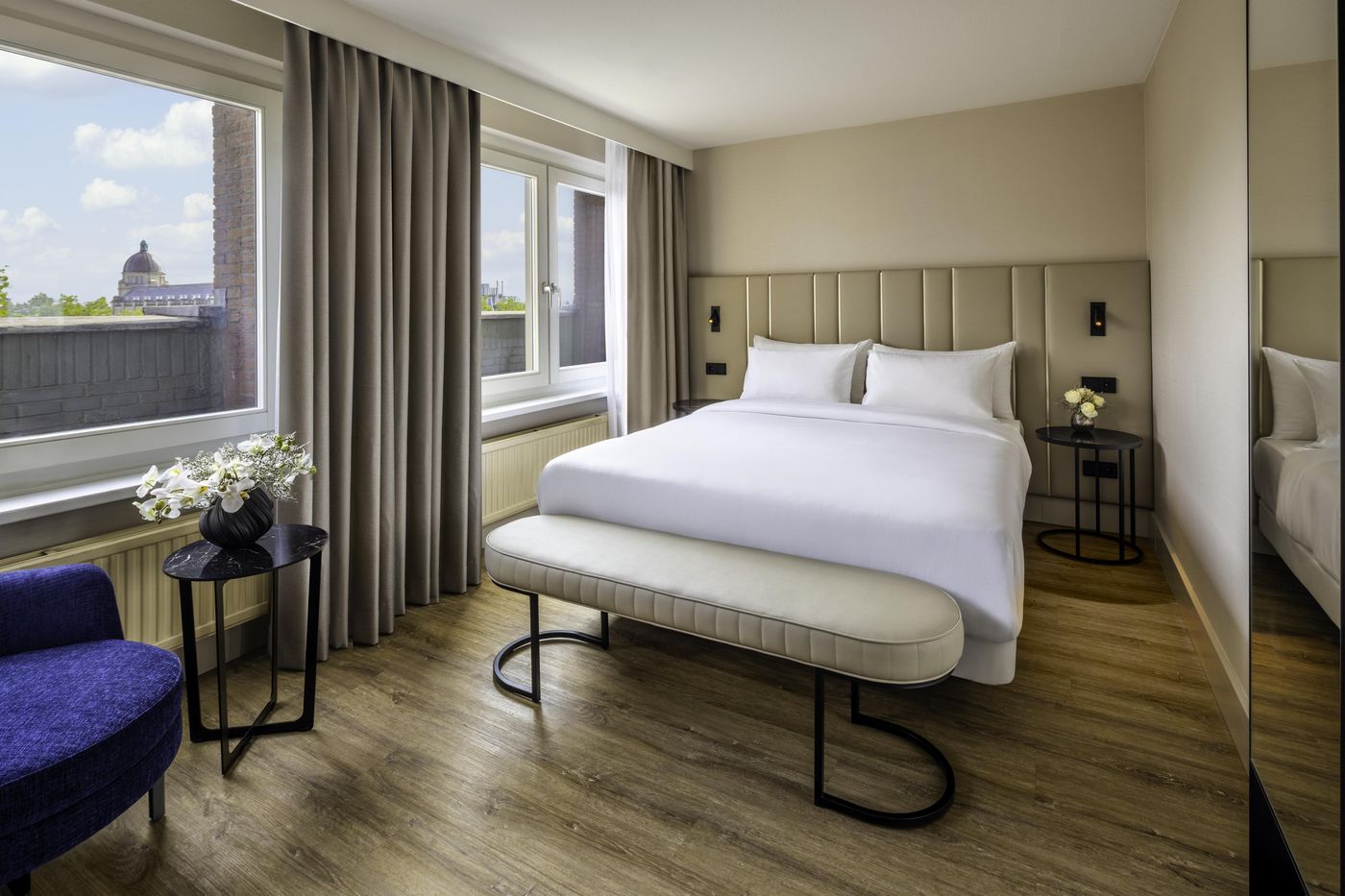 NH-Amsterdam-Centre-Room-12