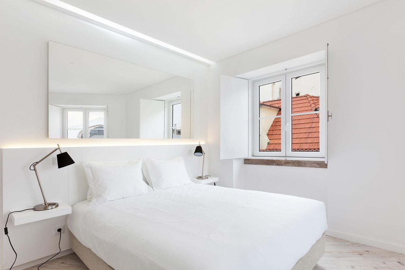 Hello-Lisbon-Rossio-Room-34