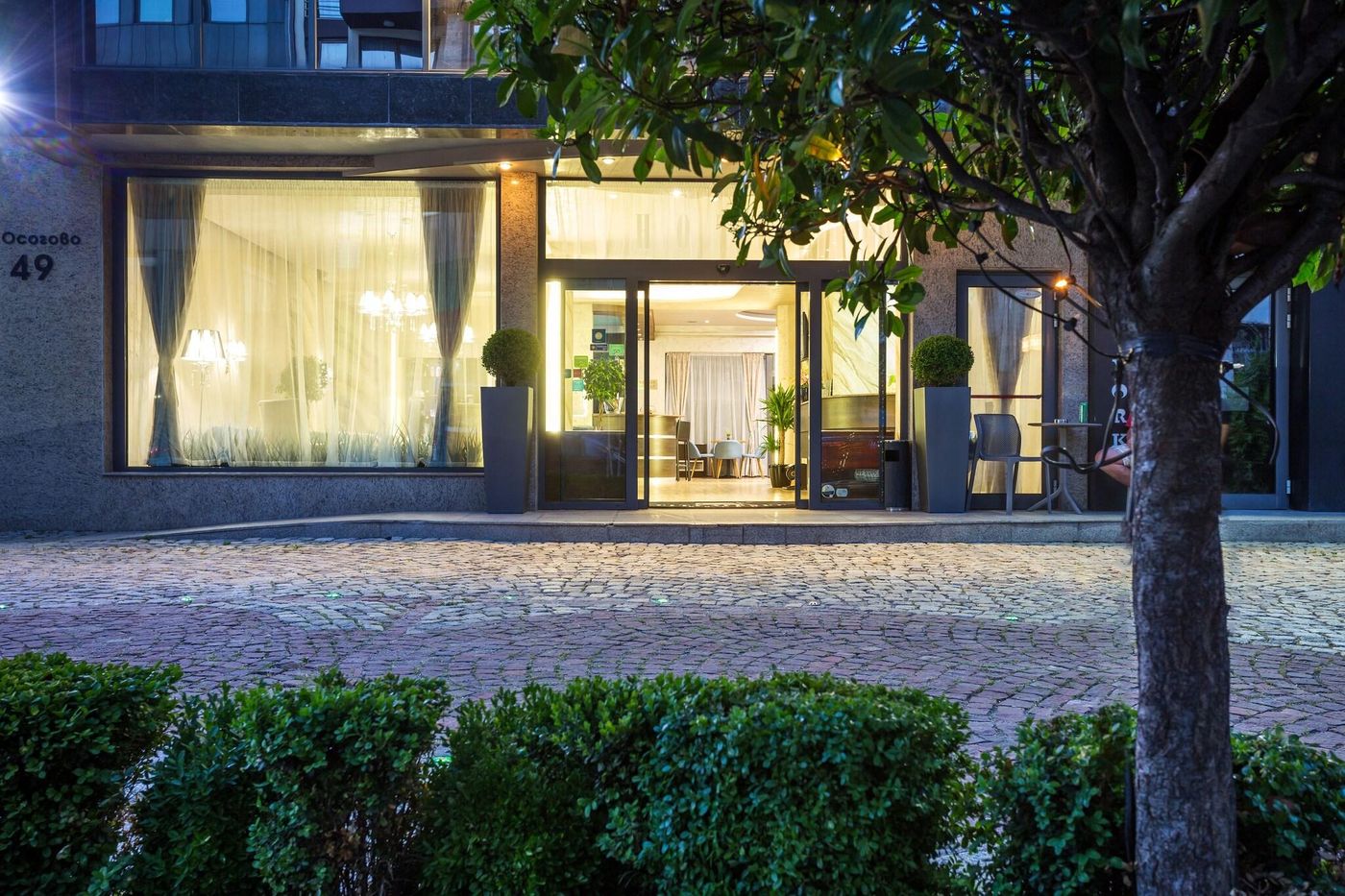 City Avenue Hotel by HMG-Bulgaria-SOFIA-General view-3