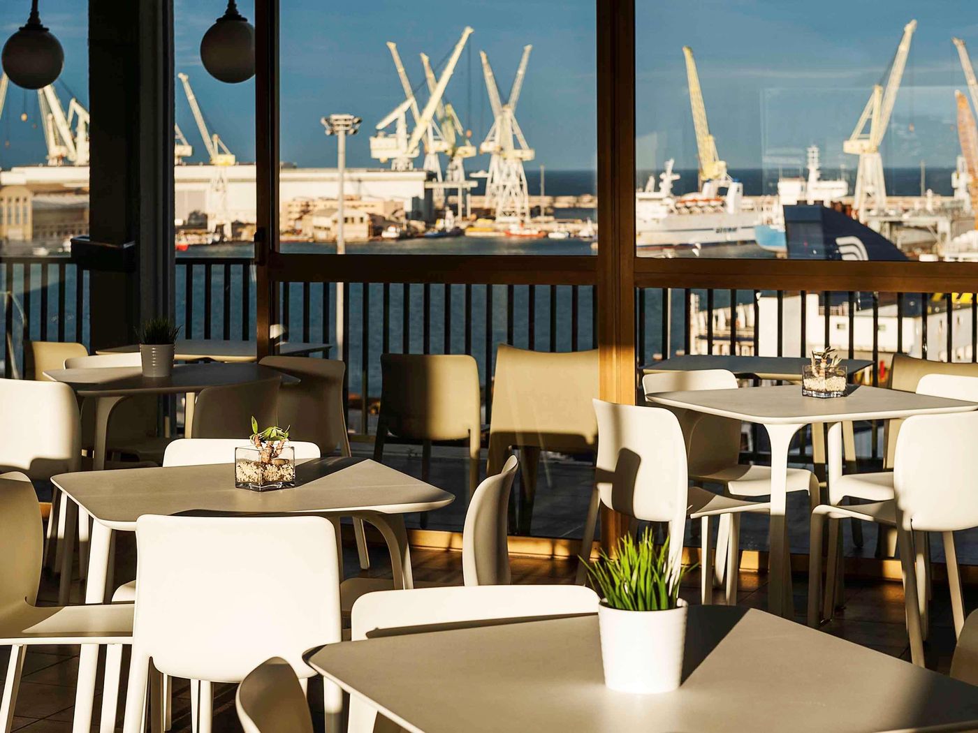 Ibis-Styles-Palermo-Restaurant-48