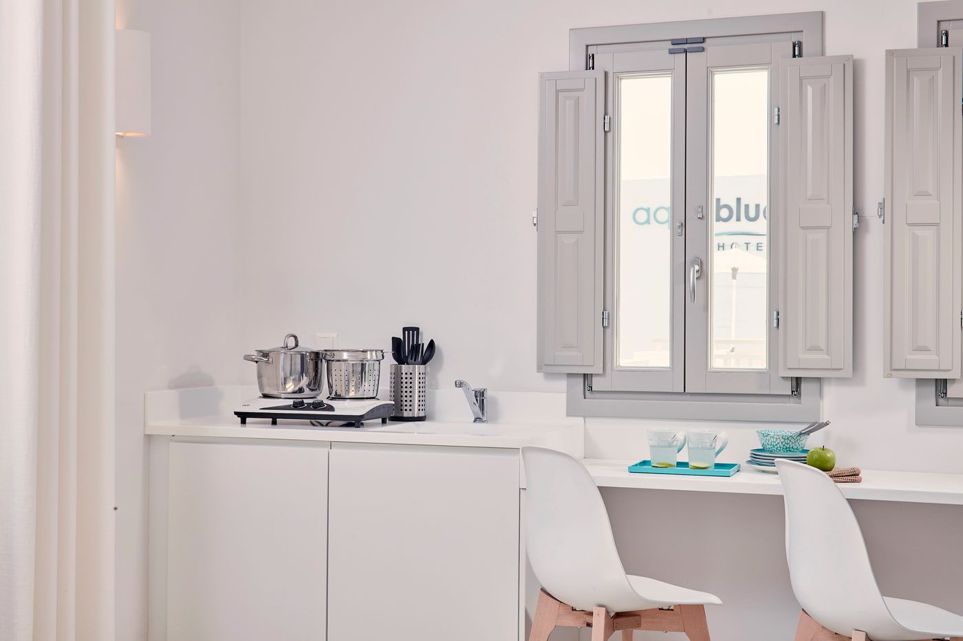 Aqua-Blue-Hotel-Room-39