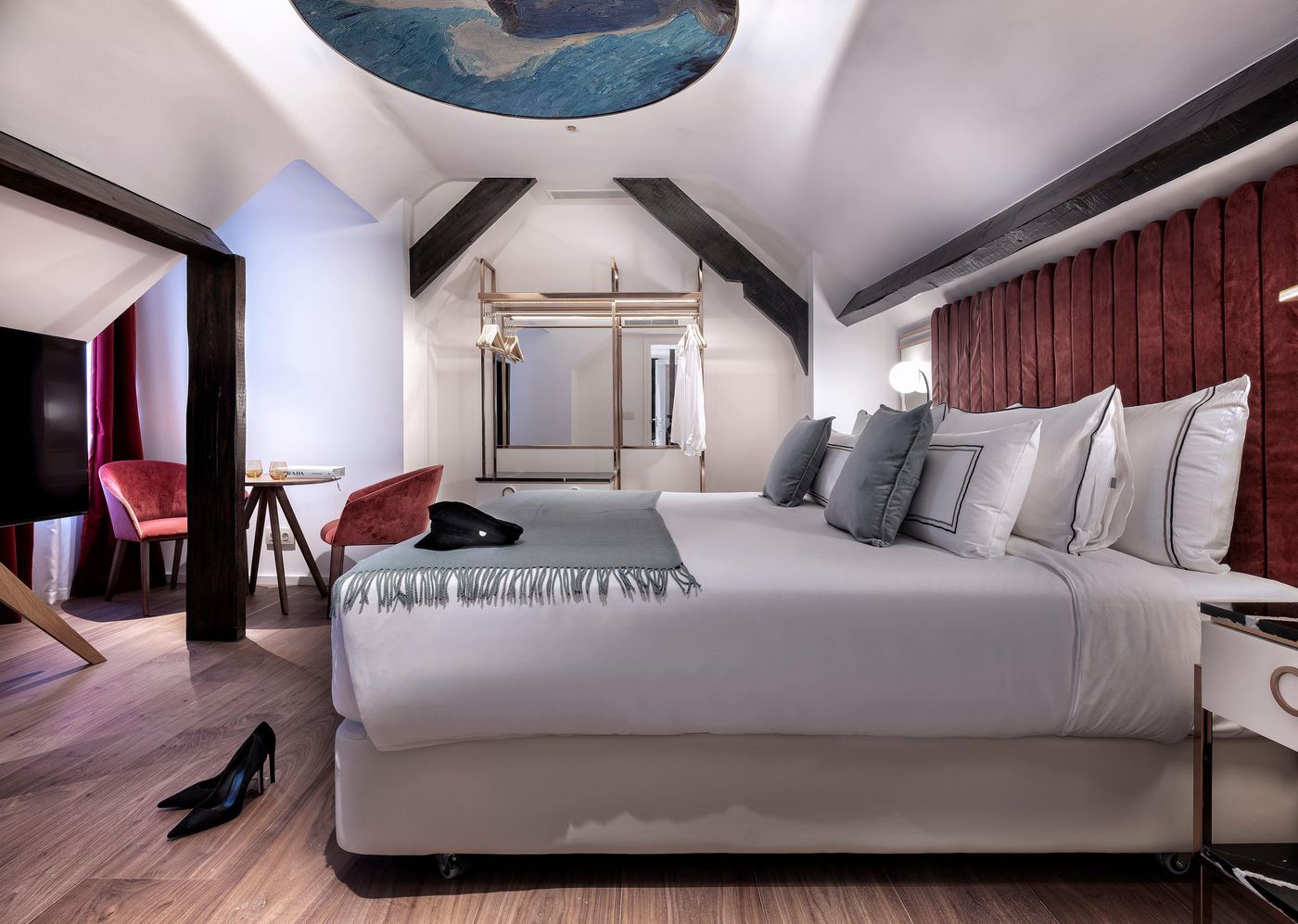 Melia-Paris-Notre-Dame-Room-28