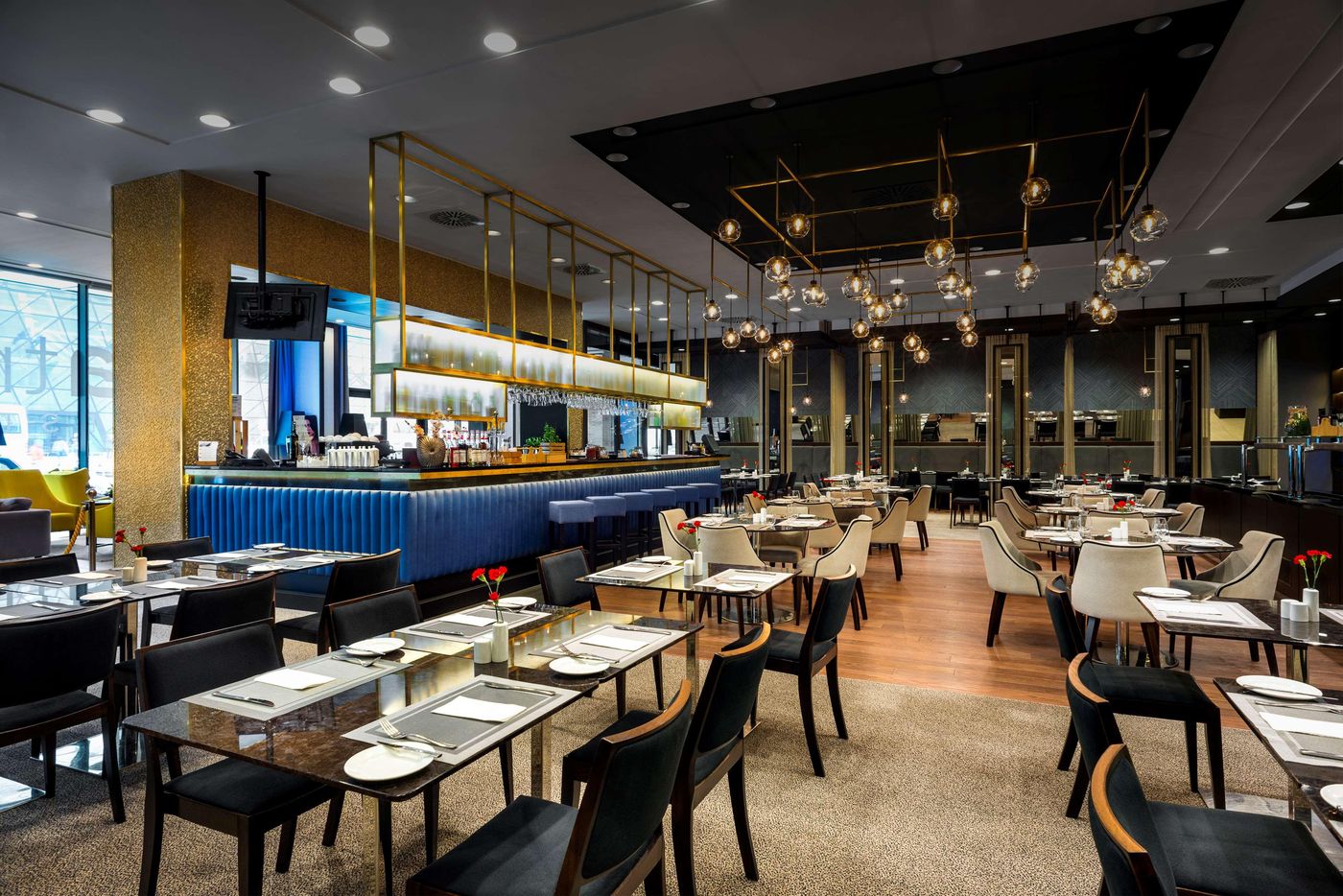 Hilton-Garden-Inn-Krakow-Airport-Restaurant-23