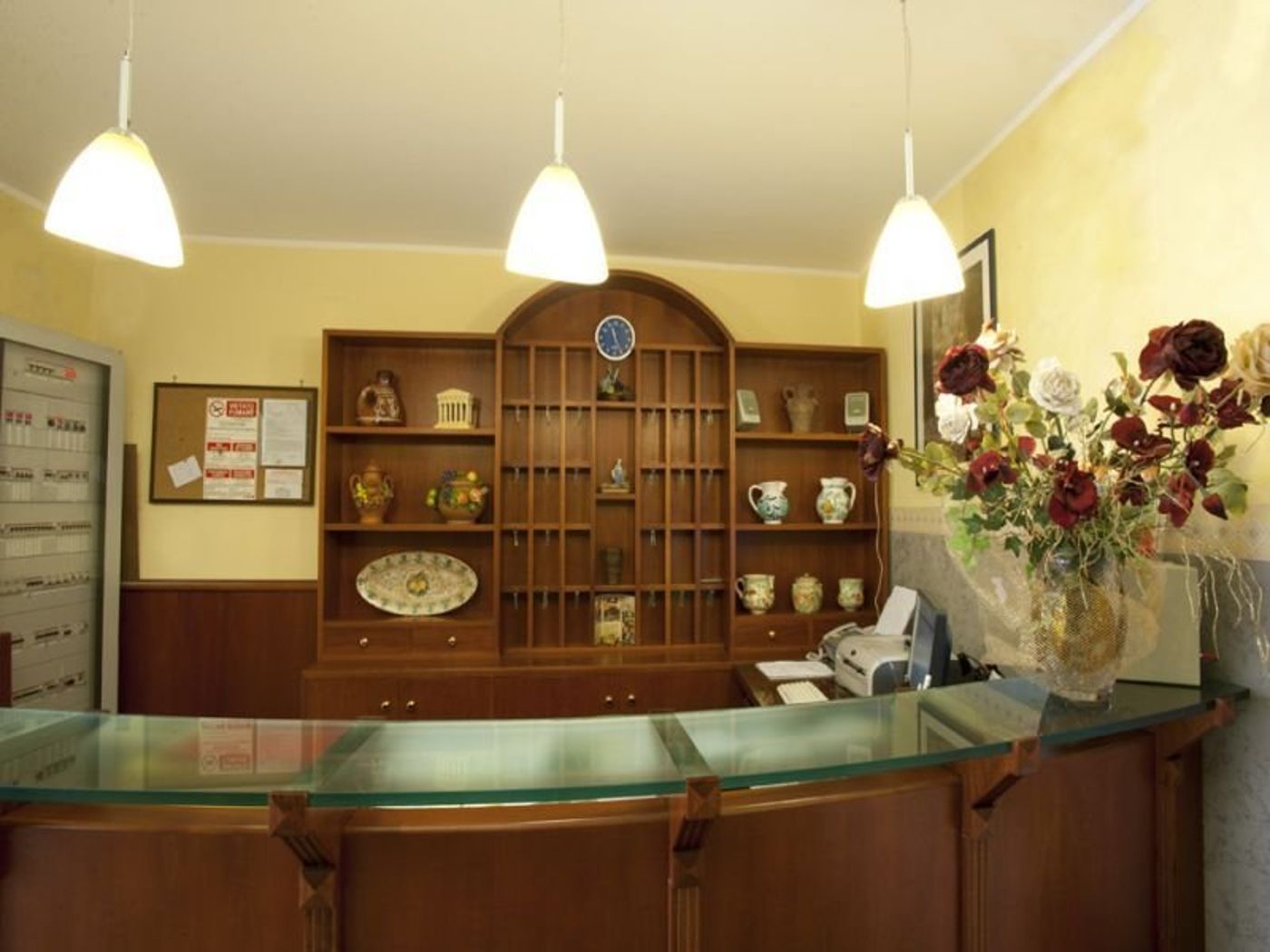 Hotel-Columbia-Lobby-21