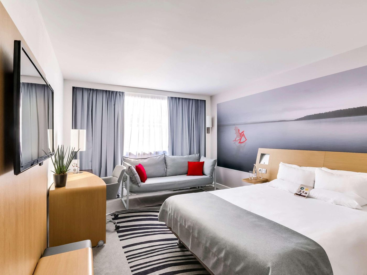 Novotel-Paris-Centre-Gare-Montparnasse-Room-33