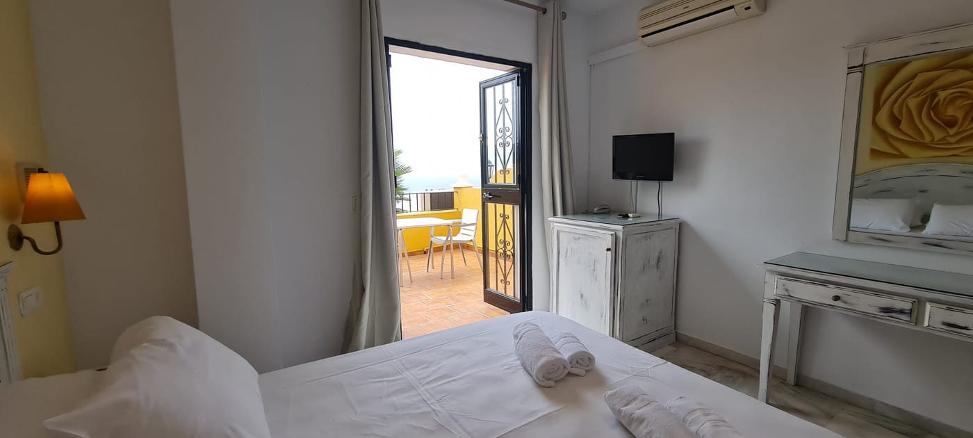 Hotel-Playamaro-Room-29