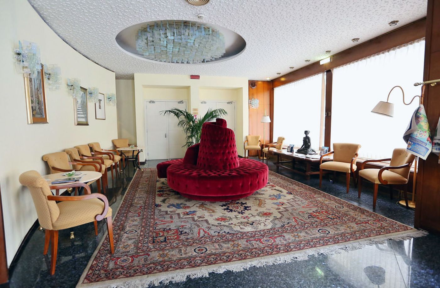 Royal-Palace-Lobby-31