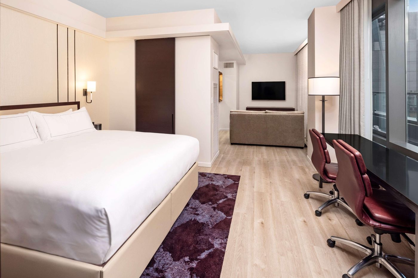 Hilton-Club-West-57th-Street-New-York-Room-13