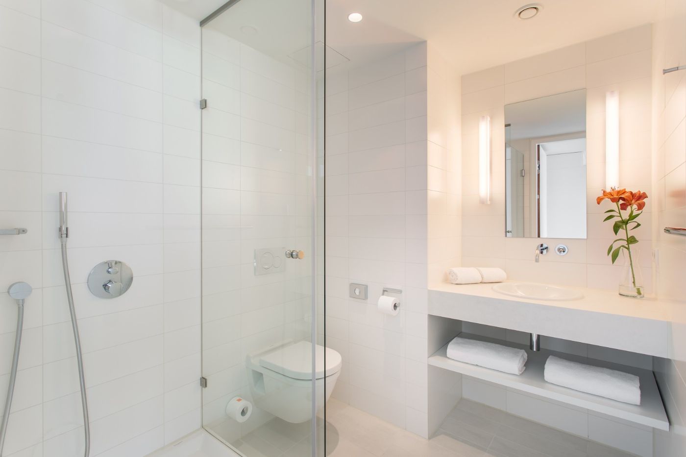 Room-Mate-Aitana-Room-50