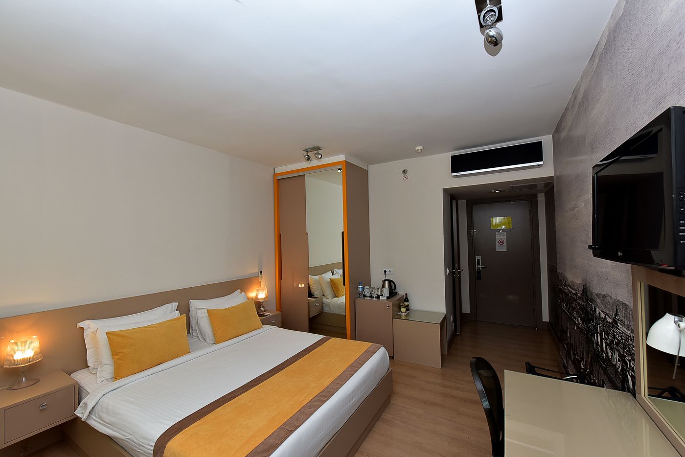 Cheya-Besiktas-Hotel---Suites-Room-20