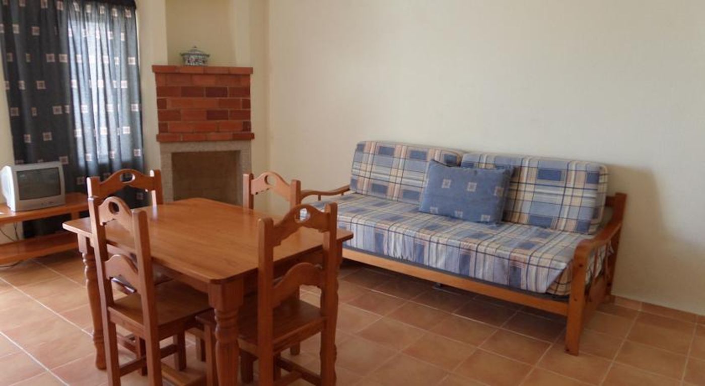 Mirachoro I Apartments