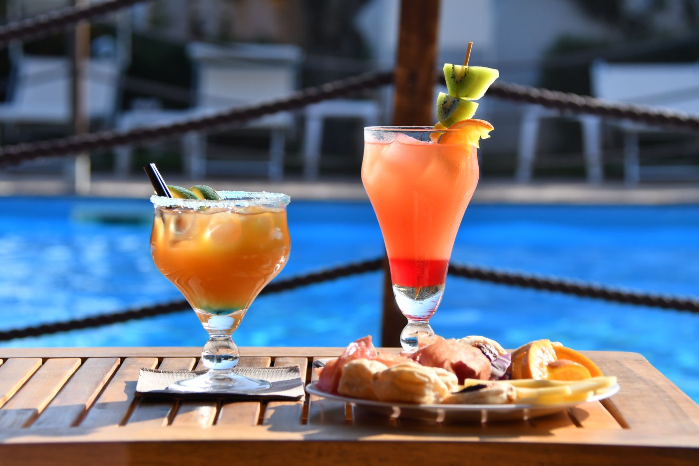 iH-Hotels-Villasimius-Le-Zagare-Resort-Bar-23