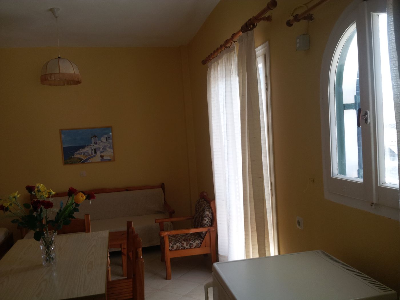 Beach-Front-Salvanos-Room-15