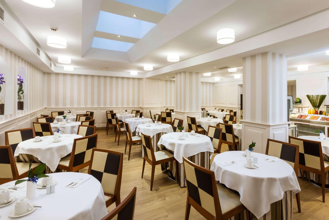 Sercotel-Gran-Hotel-Conde-Duque-Restaurant-45