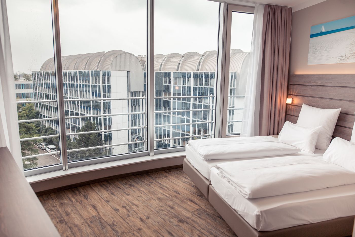 Tulip-Inn-Munich-Messe-Room-9