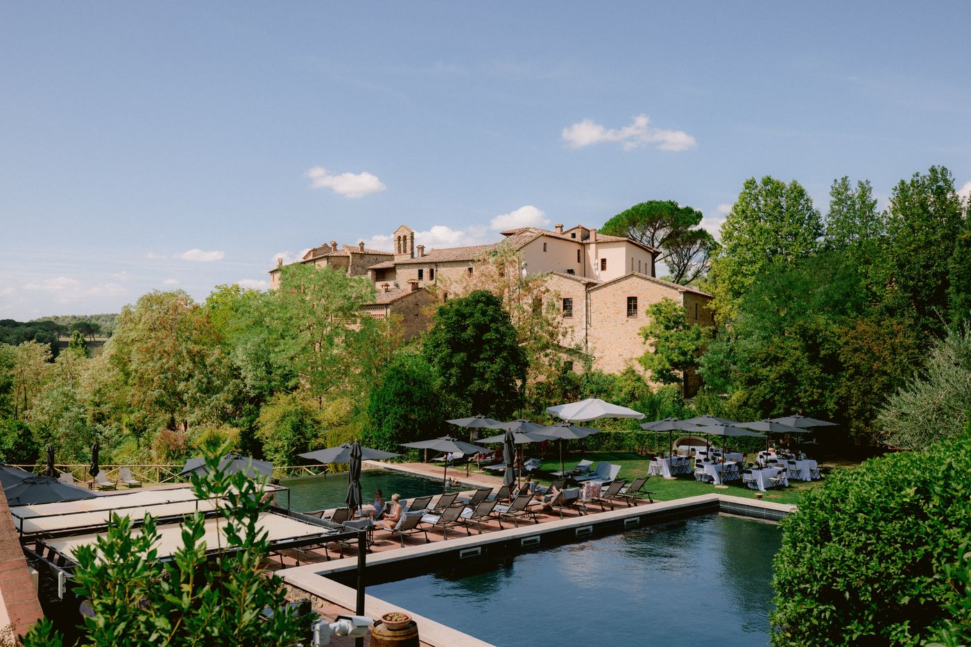 Castel-Monastero---The-Leading-Hotels-of-the-World-Pool-3
