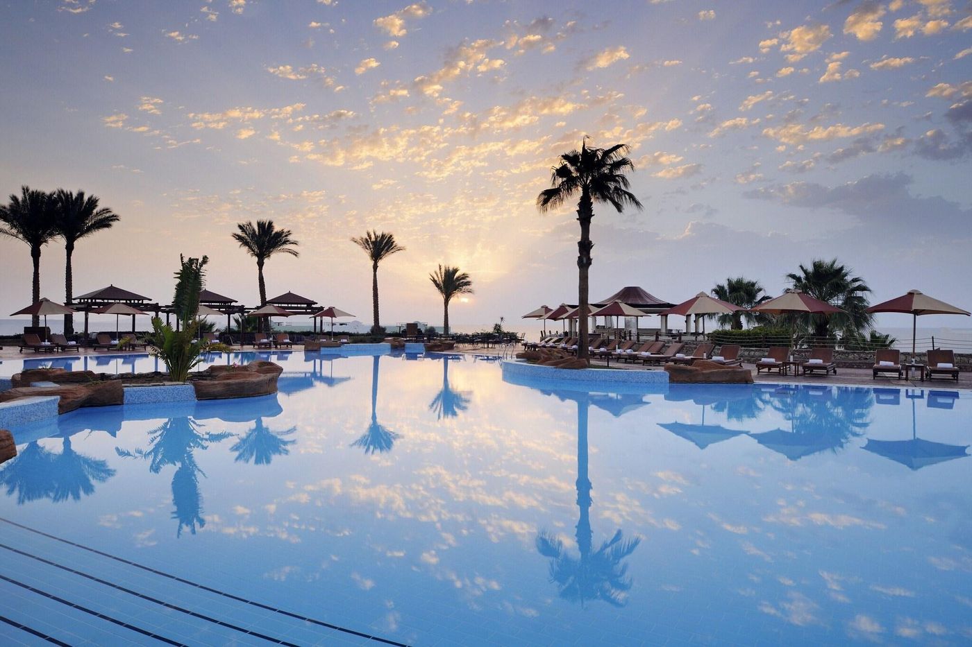 Renaissance-Sharm-El-Sheikh-Golden-View-Beach-Rest-Pool-7