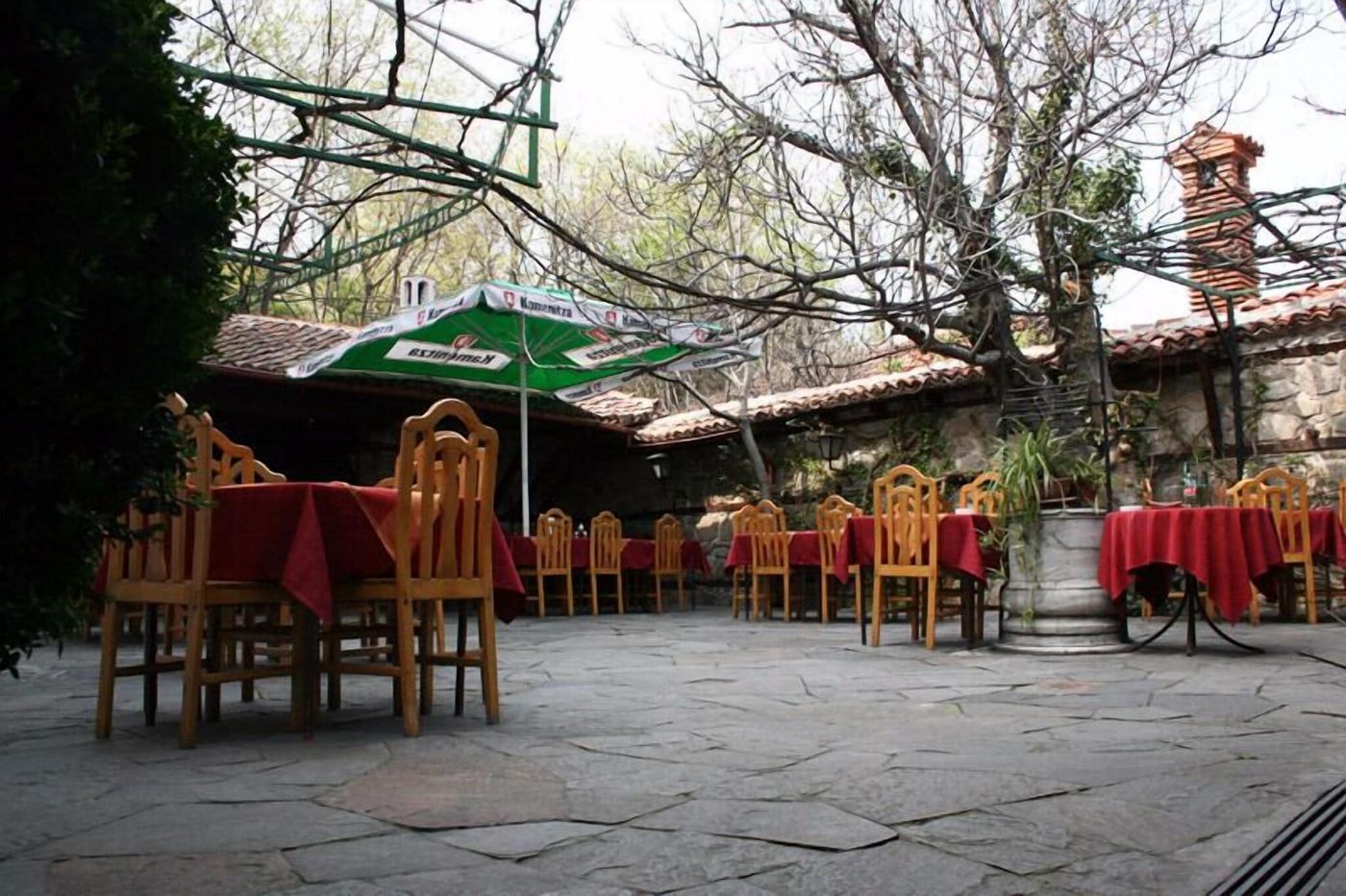 Alafrangite-Hotel-Restaurant-21