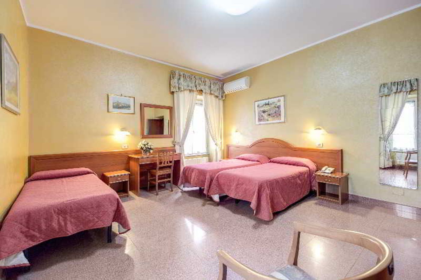 Milo-Italy-ROME-Room-7