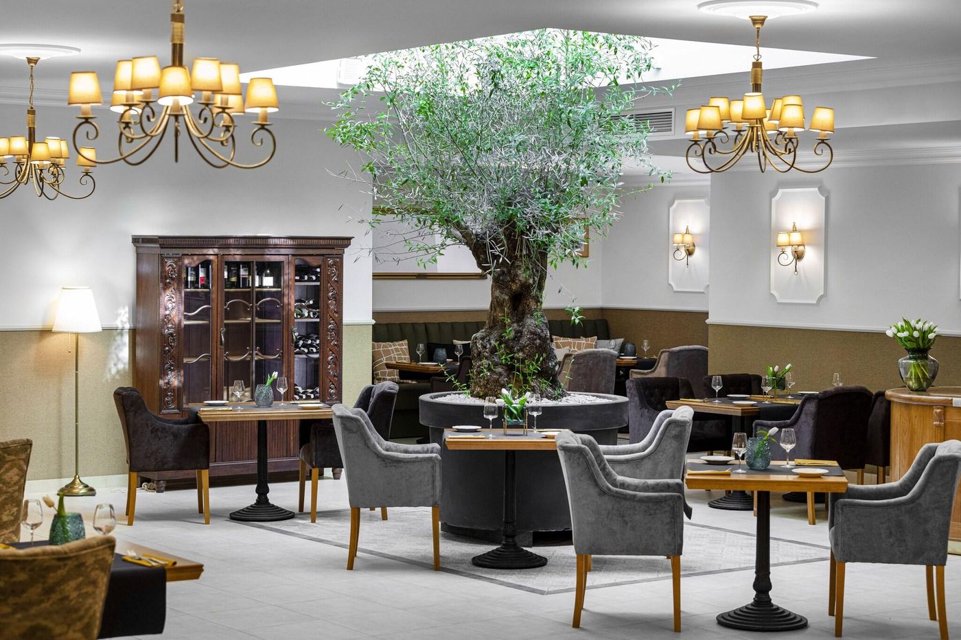 Ventus-Rosa-Boutique-Aparthotel-Restaurant-12