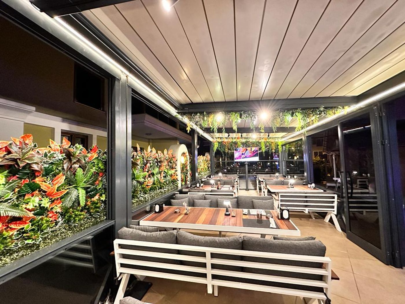 Club-Karakas-Restaurant-63