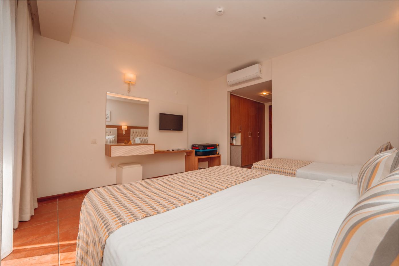 Sundia-By-Liberty-Suncity-Room-25