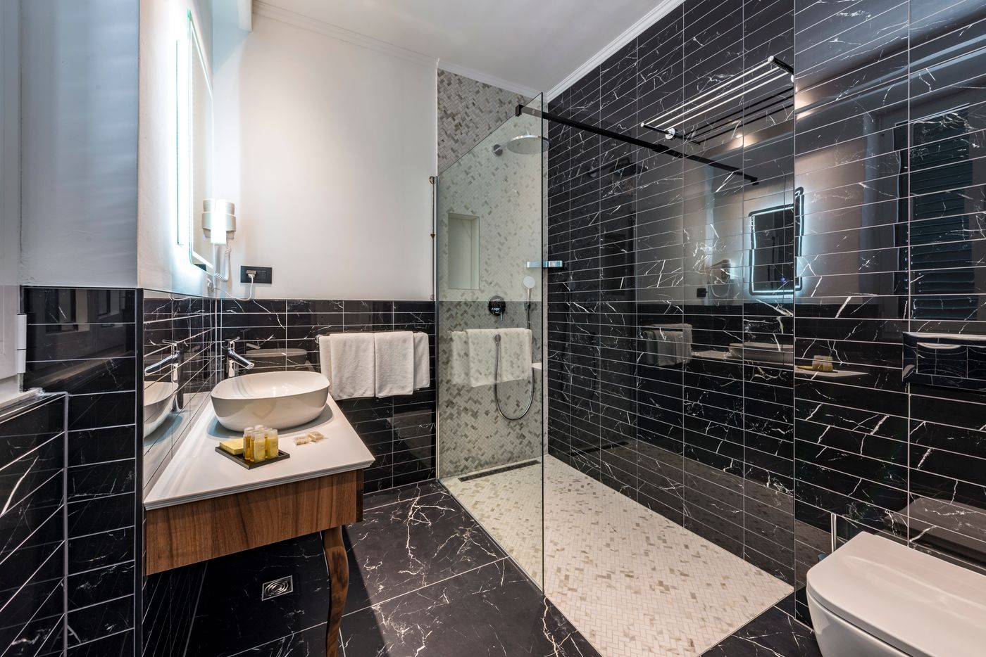 Villa-Orabelle-Room-29