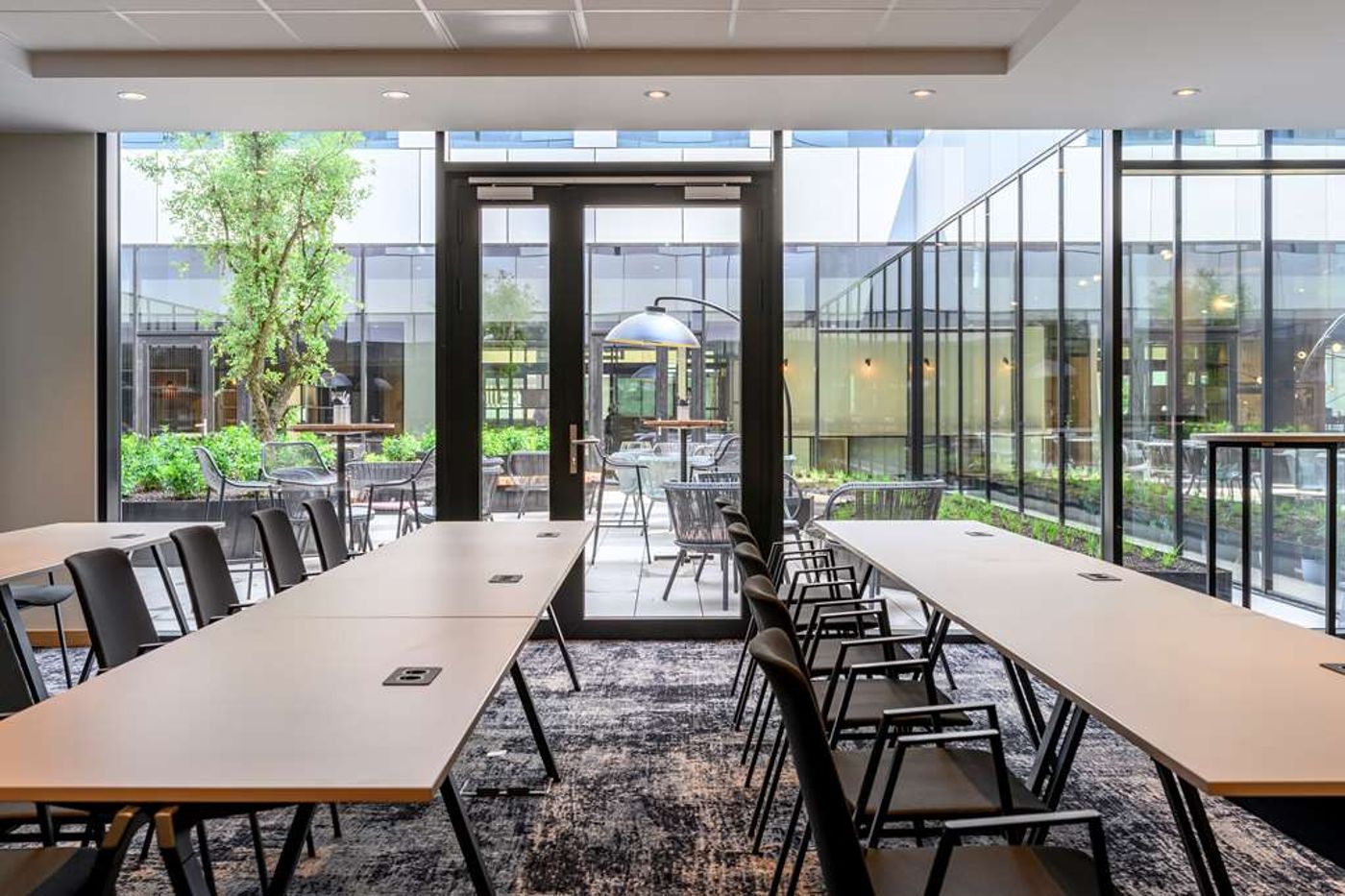 Radisson Hotel Antwerp Berchem-Belgium-Antwerp-General view-9