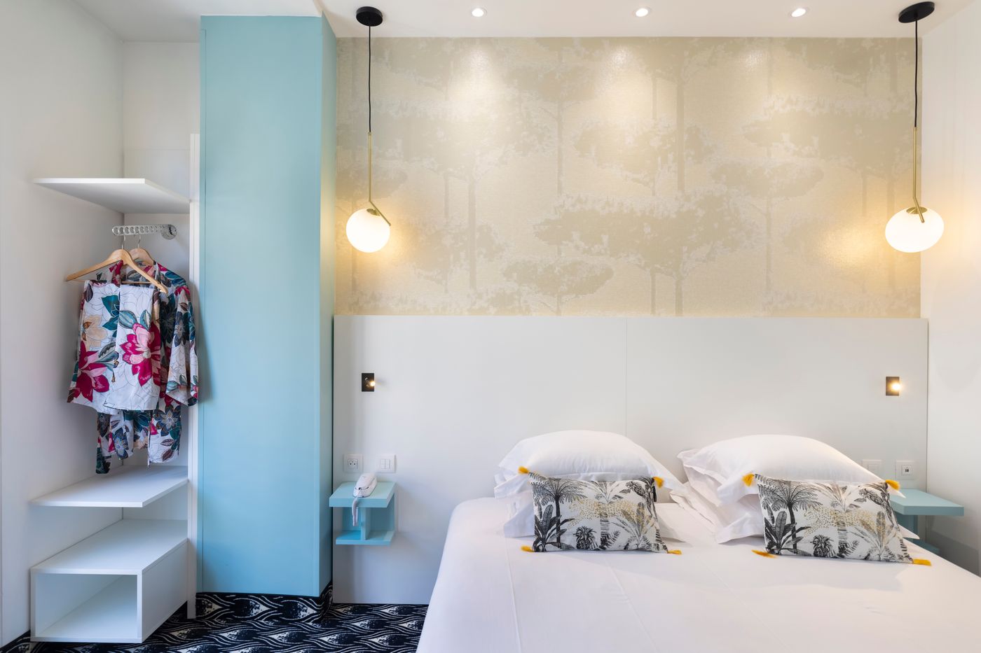 Hotel-Byakko-Nice-Centre-Room-40