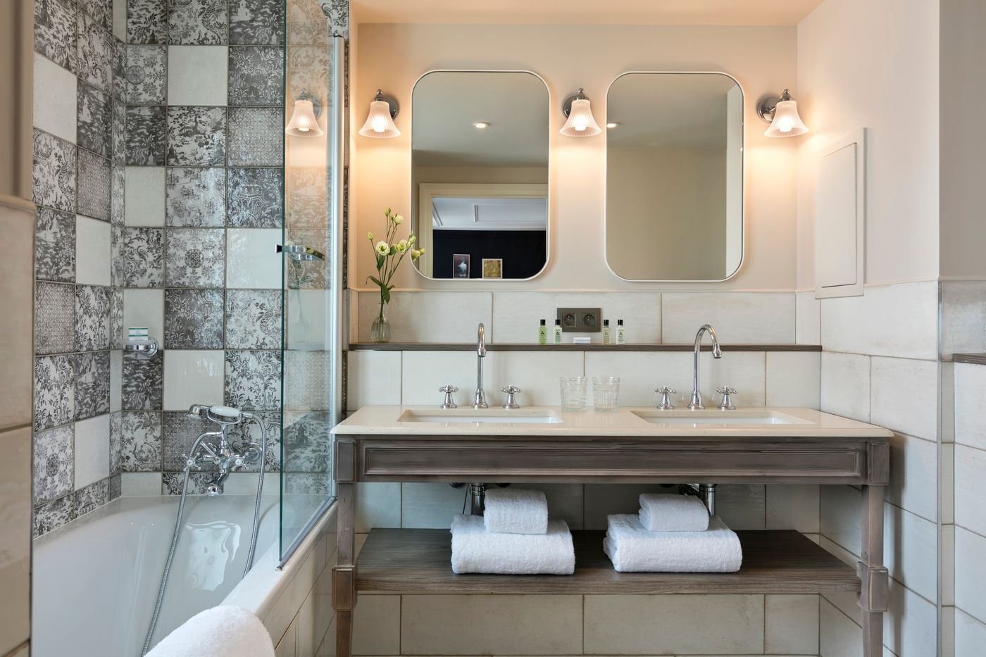 Royal-Madeleine-Room-36