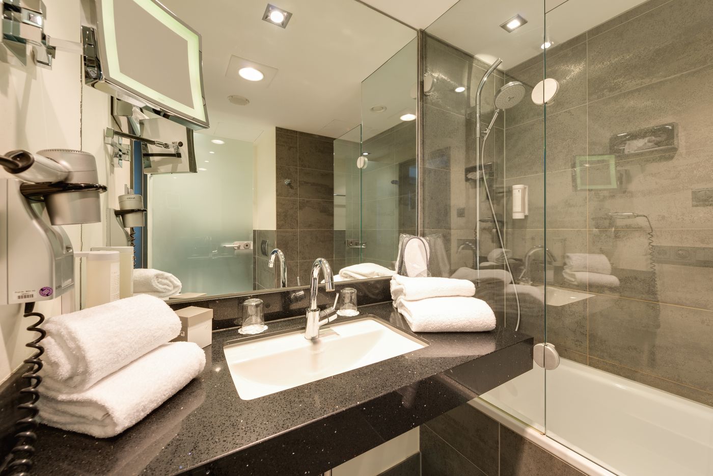 Novina Hotel Wöhrdersee Nürnberg City-Germany-NUERNBERG-Room-10