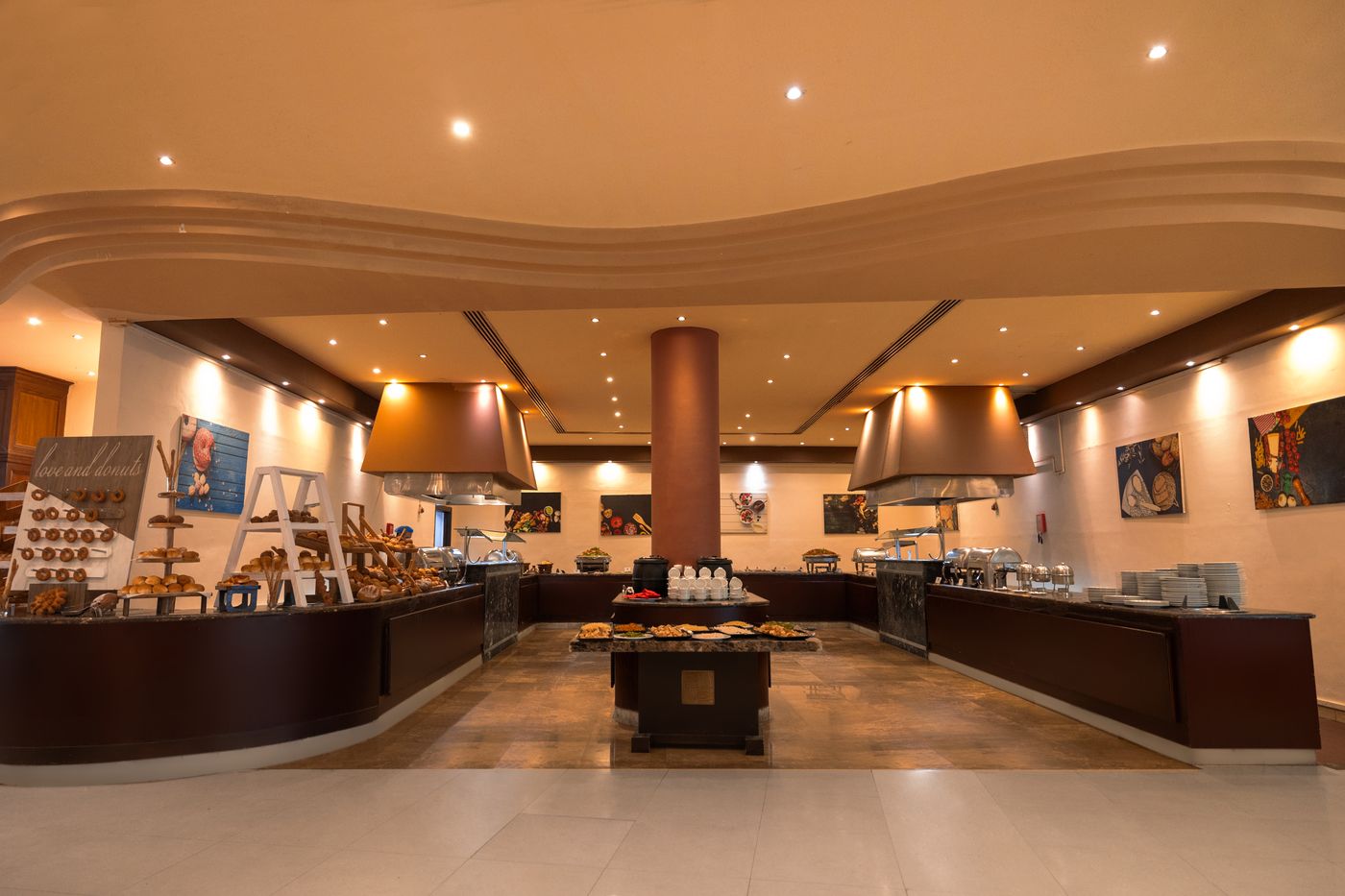 New - Amwaj Oyoun Hotel and Resort