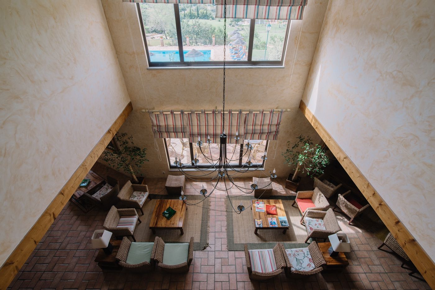 Quinta-Dos-Poetas-Lobby-47