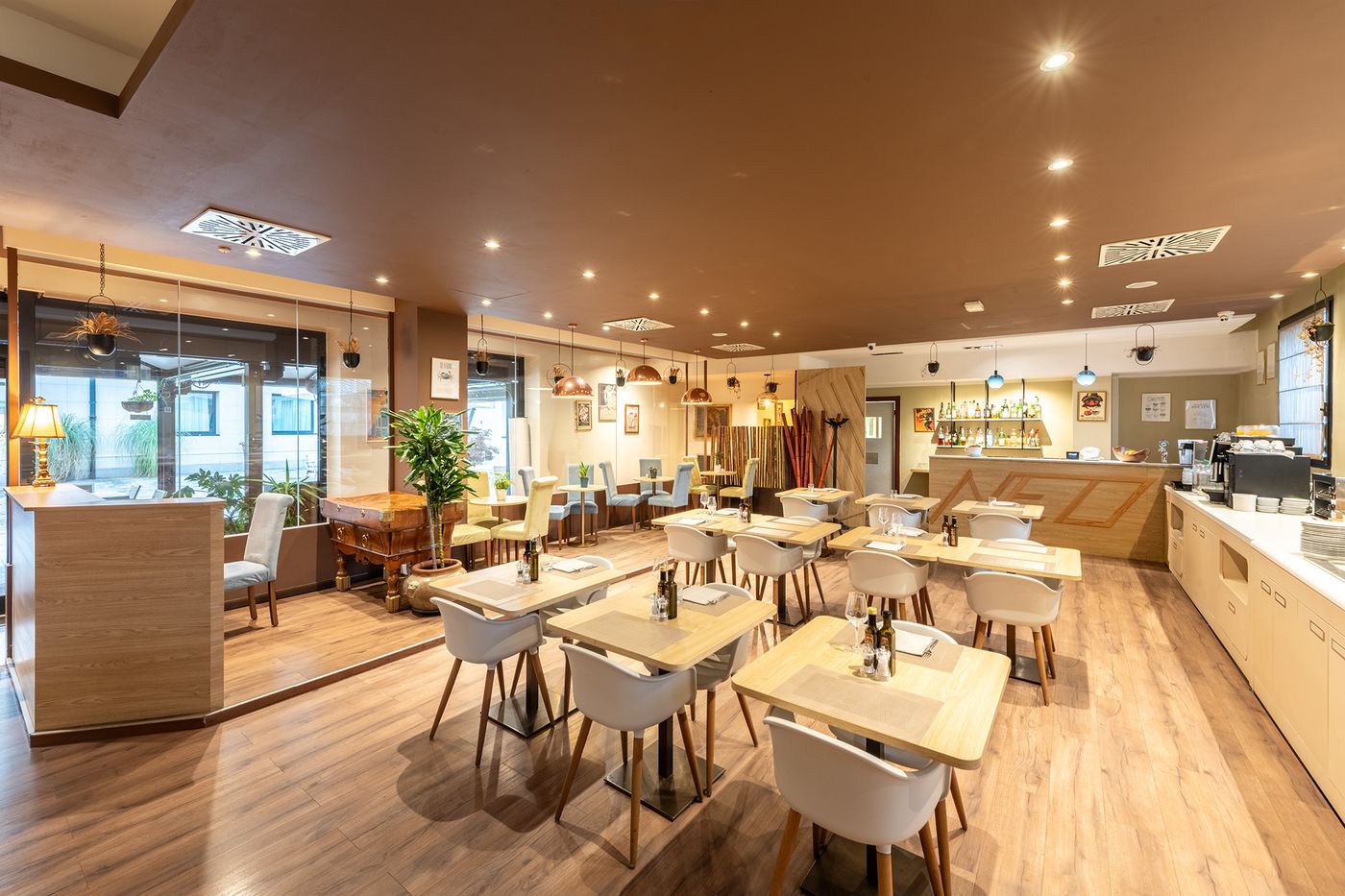 Neo-Hotel-Restaurant-41