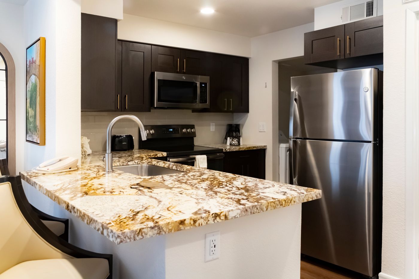 Westgate-Flamingo-Bay-Resort-Room-11