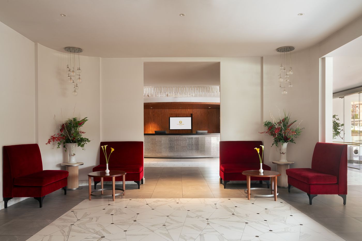 American-Palace-Eur-Lobby-2